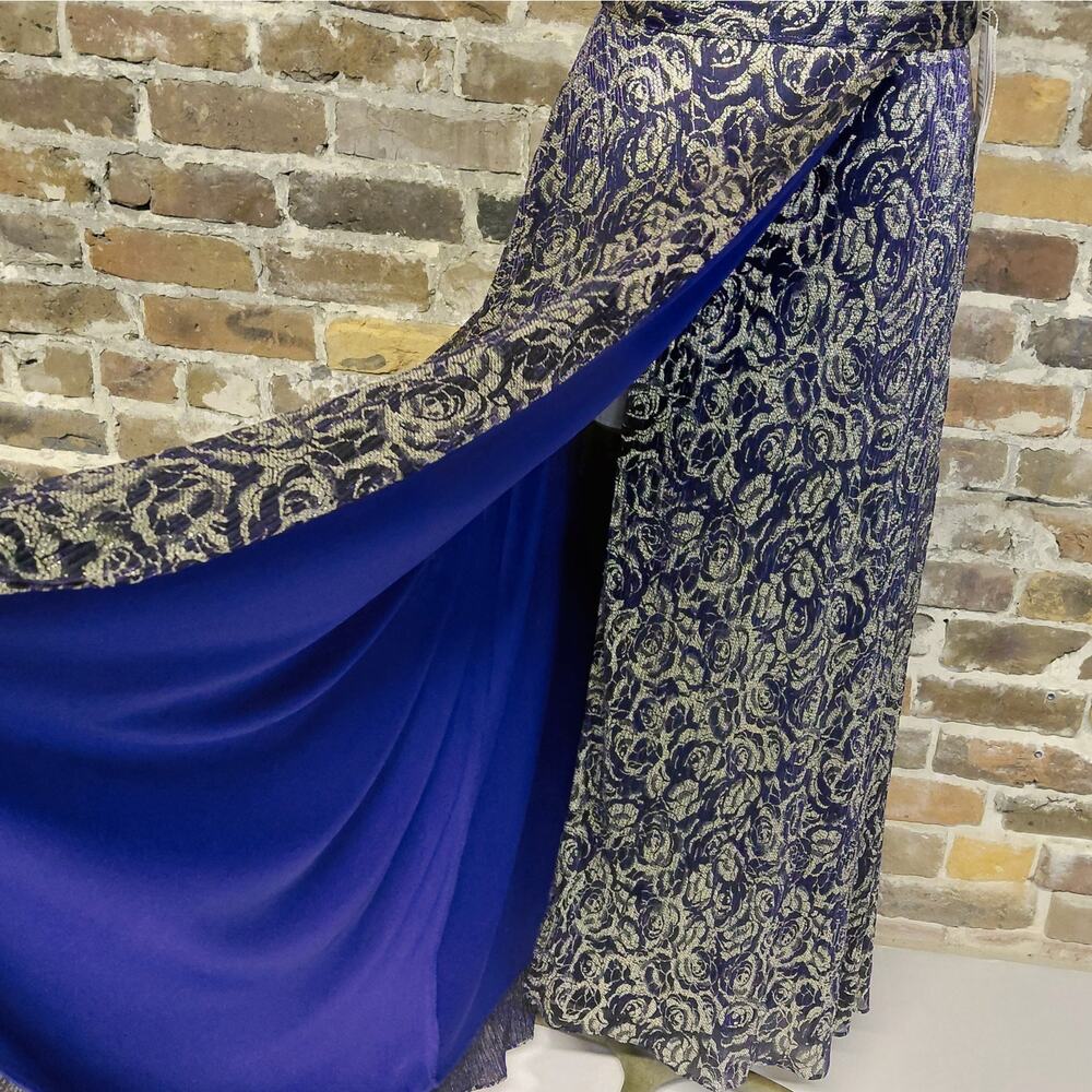 $279 Betsy & Adam Formal Evening Gown Size 10P Metallic Wedding Party Dress - Picture 11 of 15